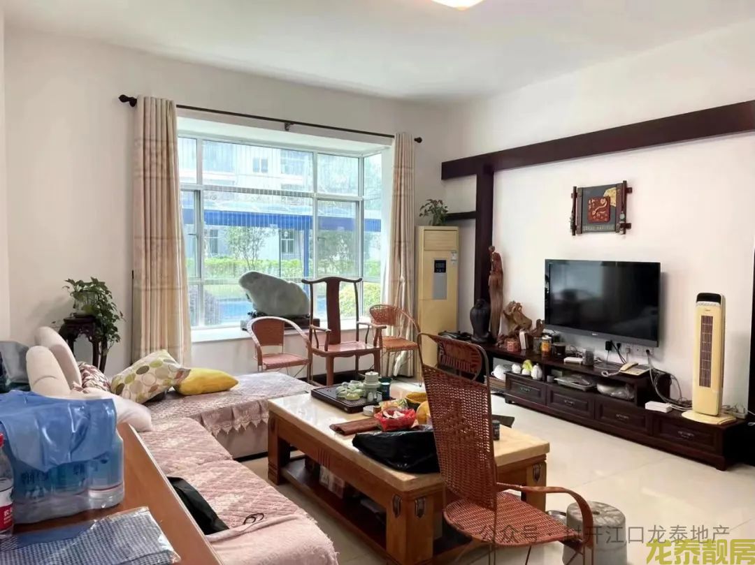 南校区 孝心楼层 山水雅苑一楼出售