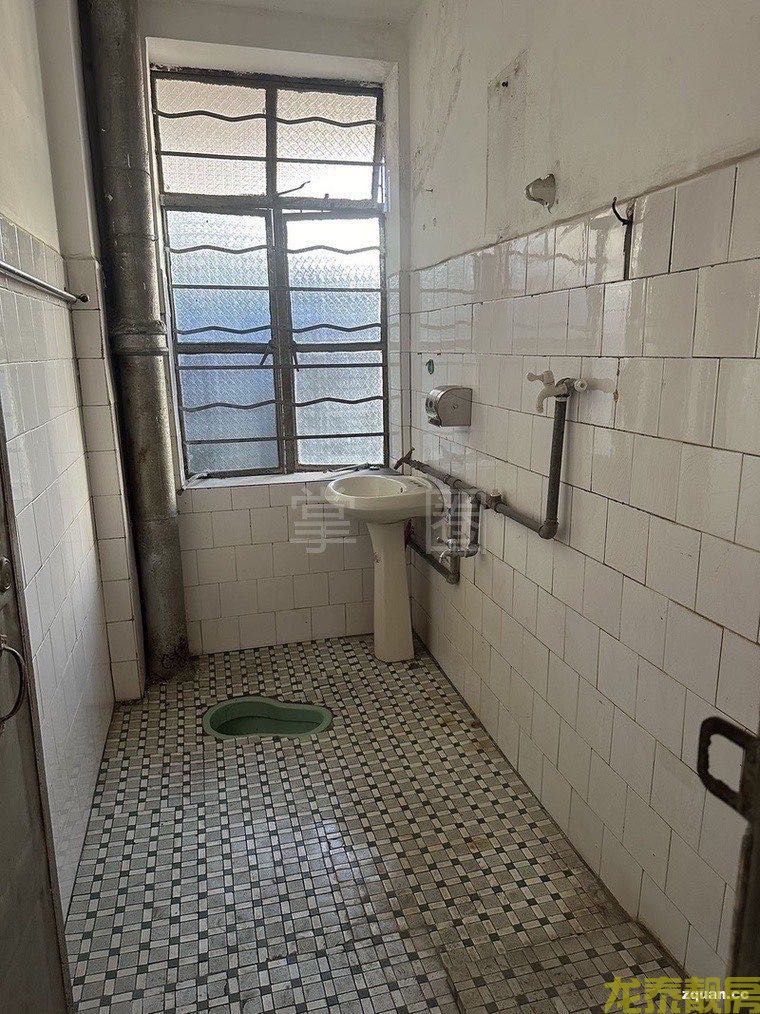 老城区 一小附近2楼