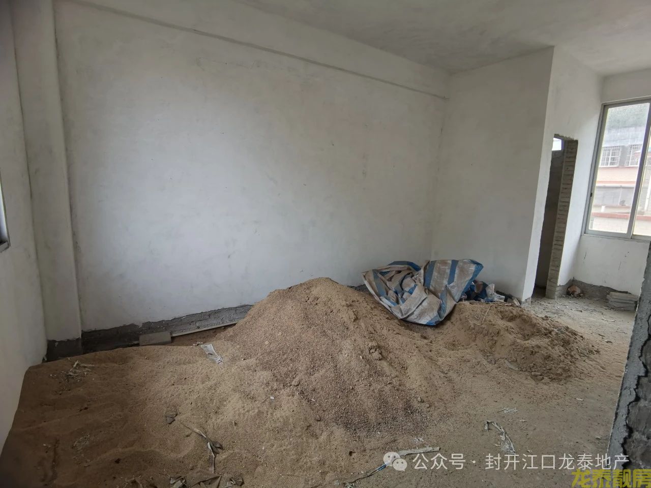 河南片区 首付20万买自建房一栋 前后停车非常方便
