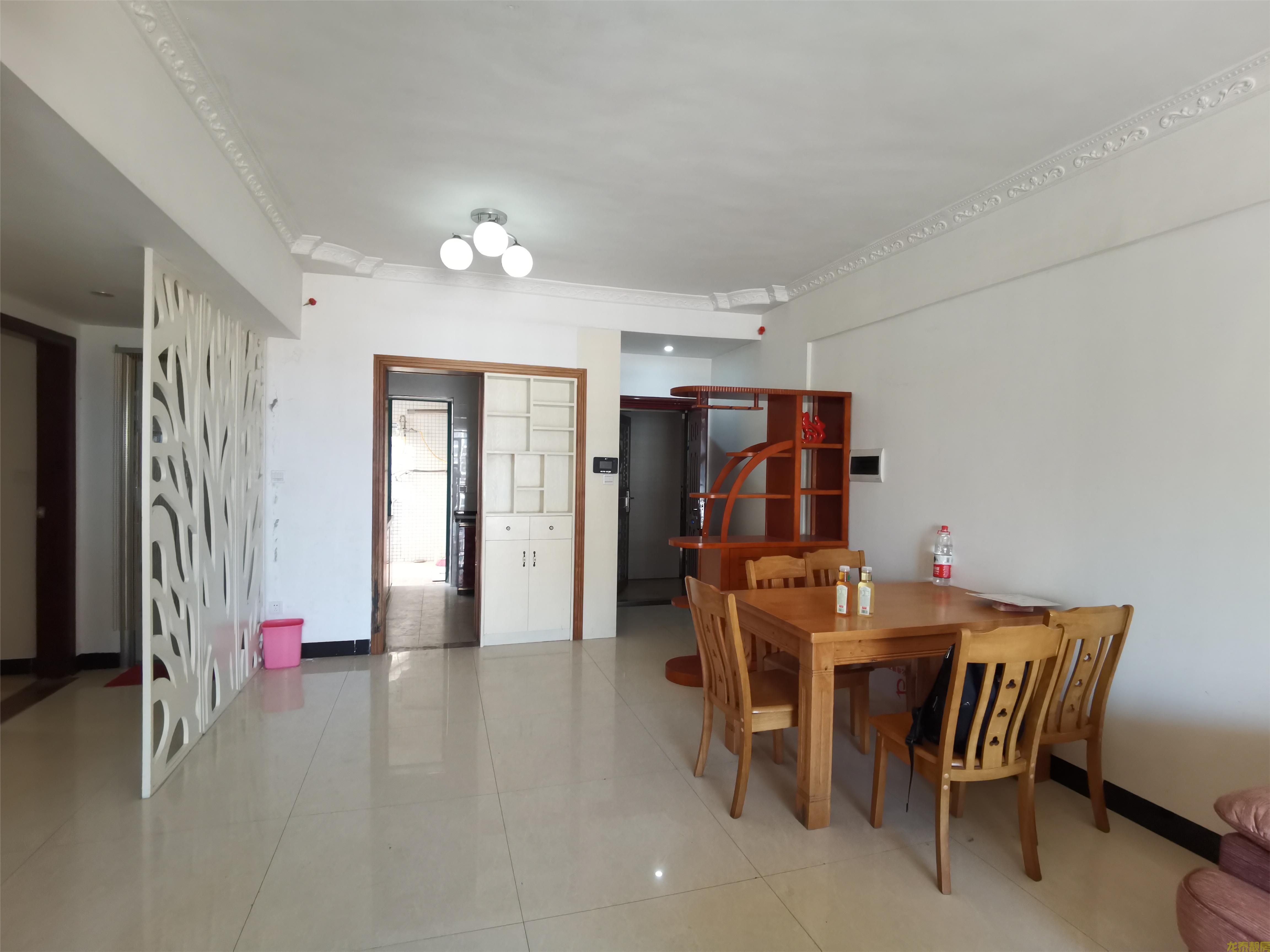 龙泉居电梯靓楼层精装3房