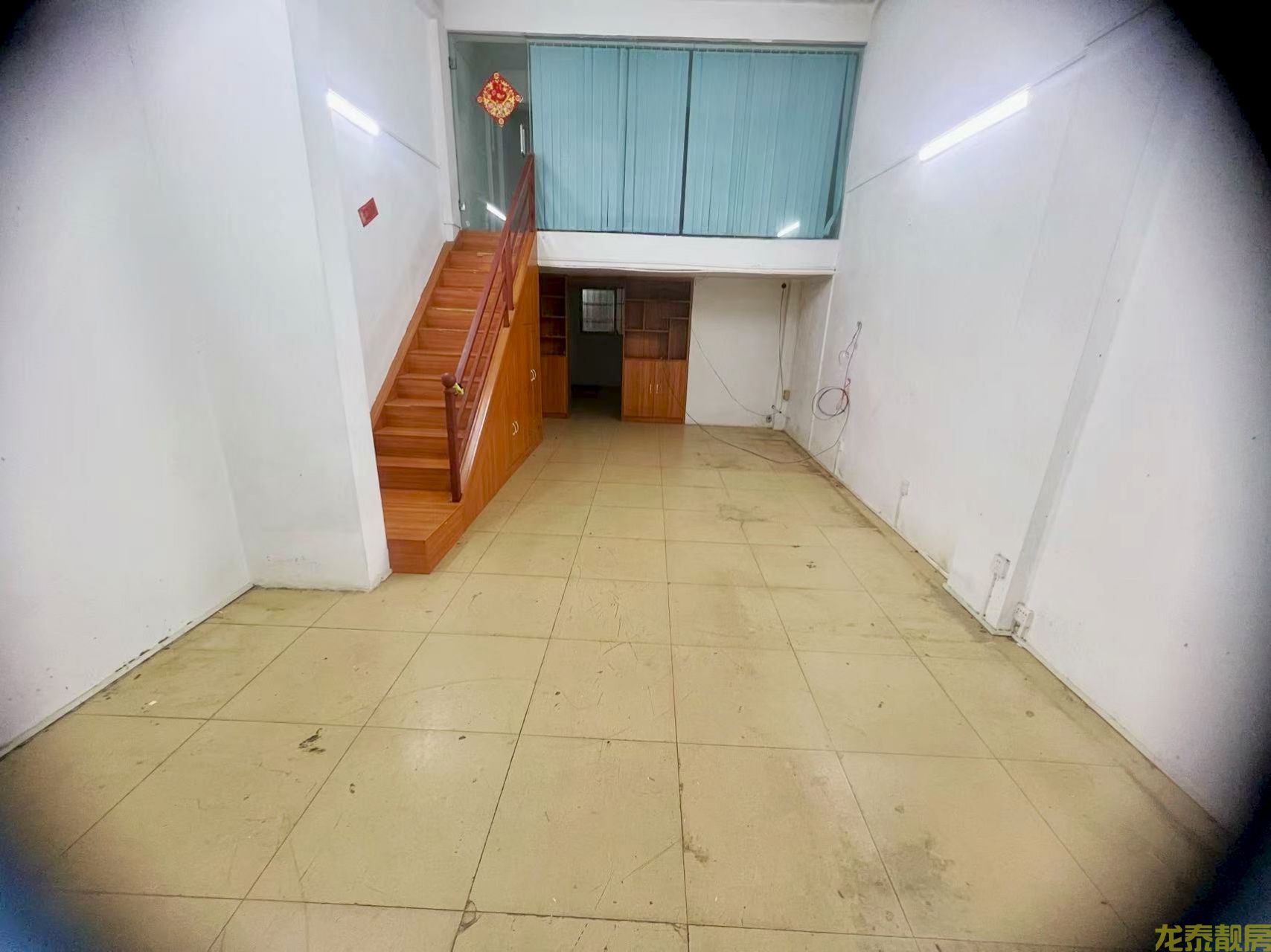 广信门旁边一楼商铺带夹层