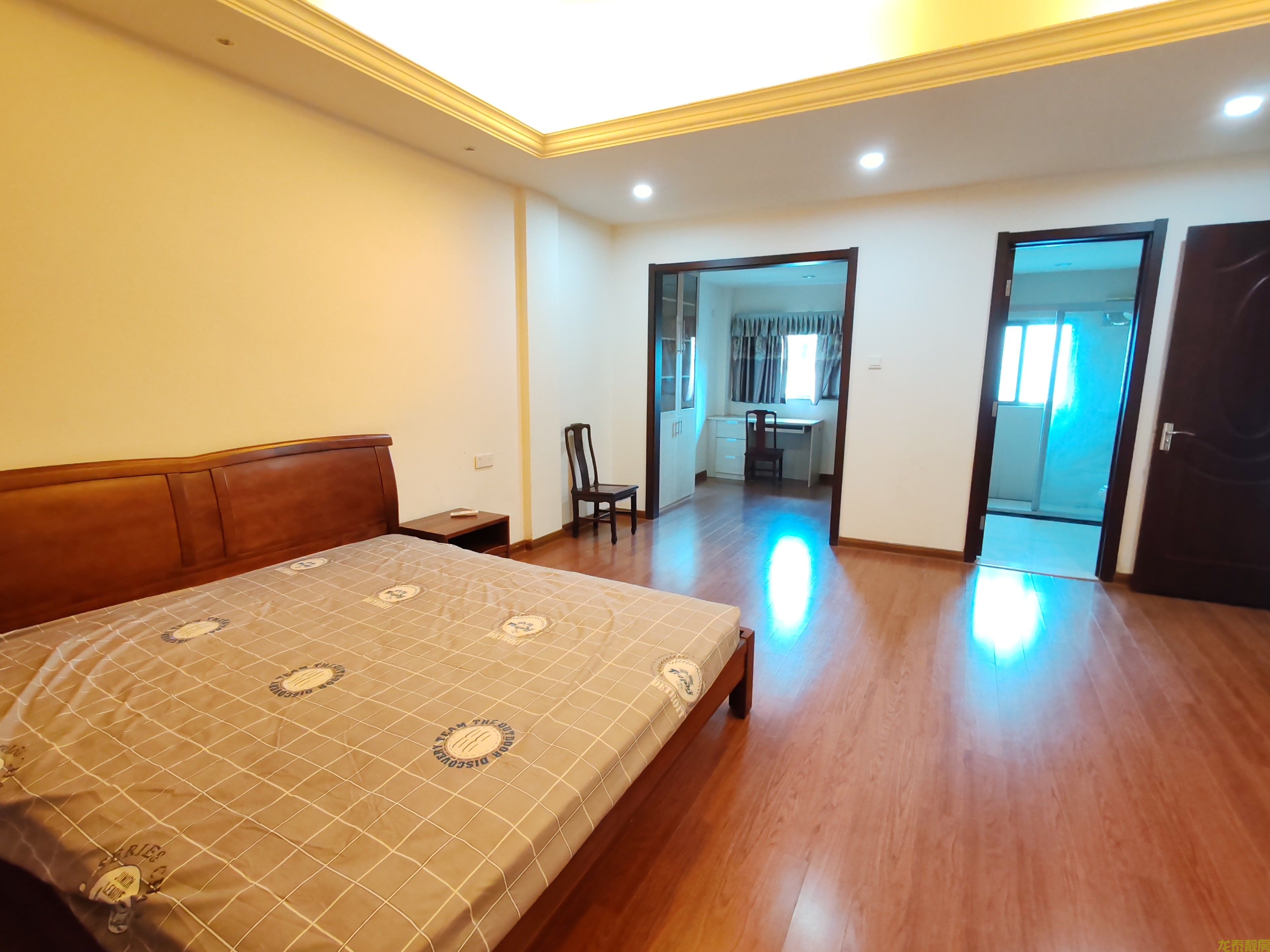 碧桂园五房送三面花园大别墅