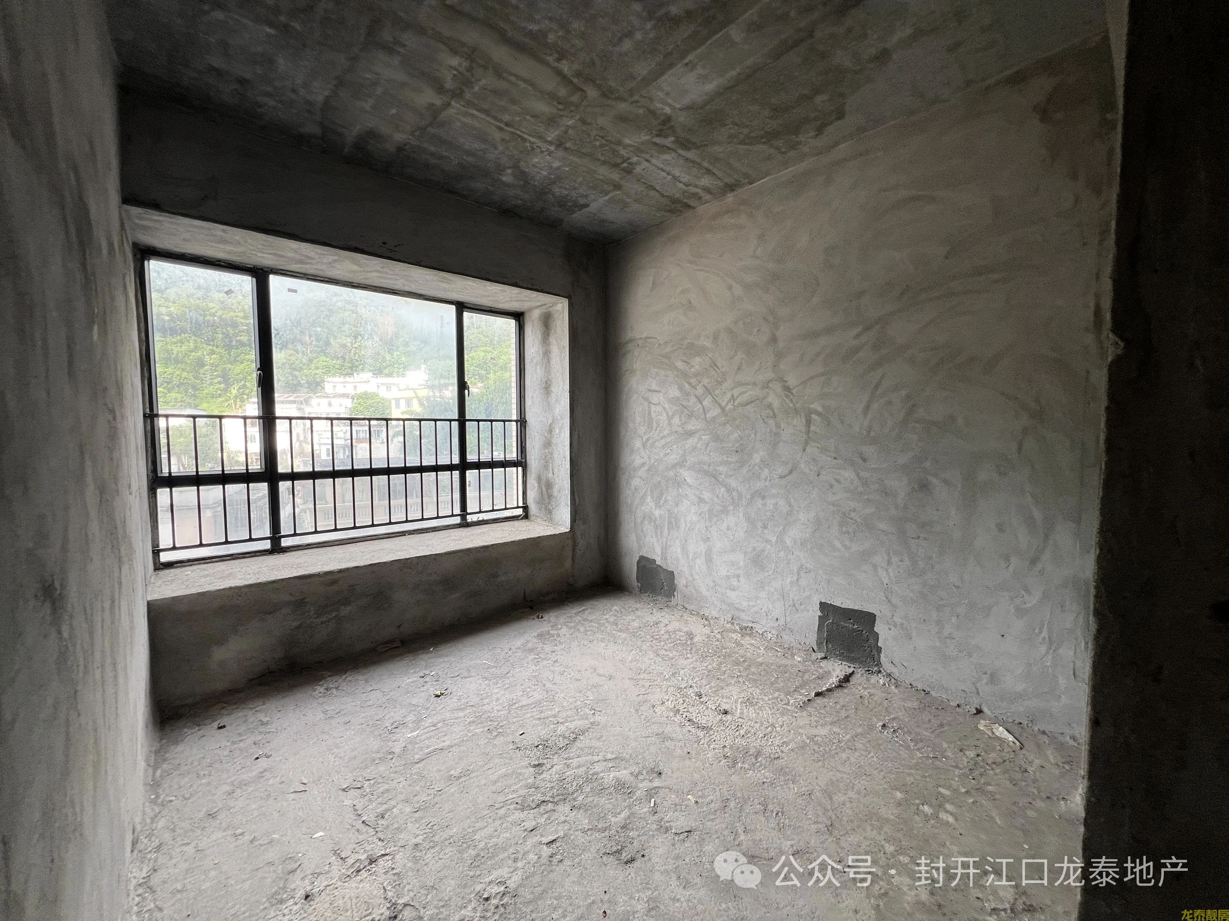 繁华地段 西堤领秀江景靓房