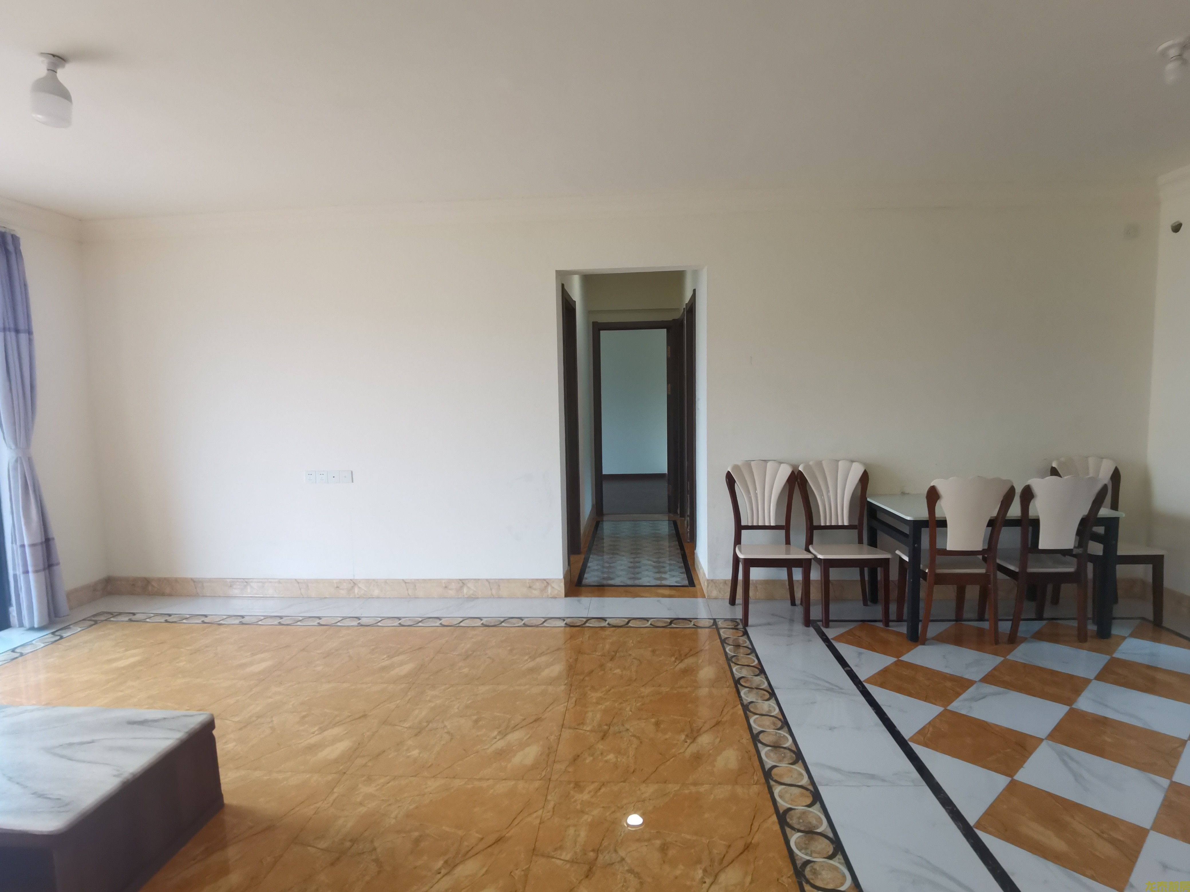 豪园一梯一户南北对流精四房高楼层