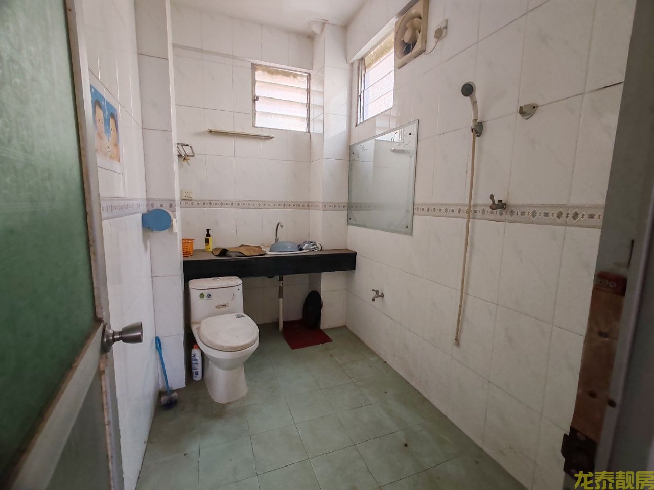 老城区稀缺大四房！138㎡精装步梯6楼，实用为王